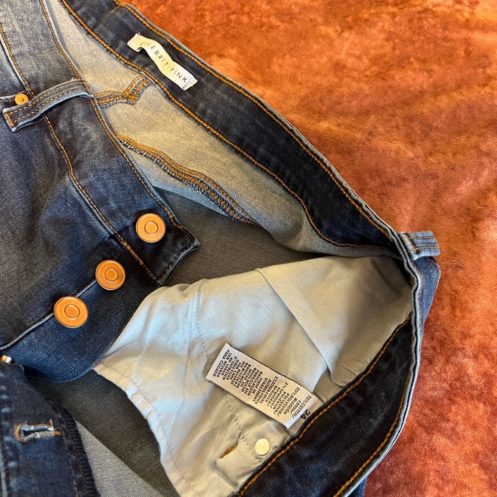 Super stretchy super flare jeans 24W